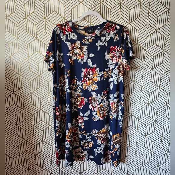 Dress and Jumpsuit Bundle - Picture 11 of 13